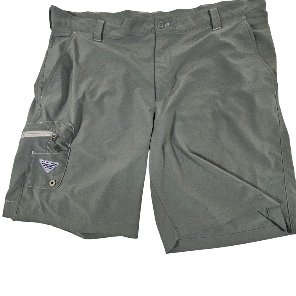Columbia‎ PFG Mens Sage Green Performance Fishing Gear Shorts 42w FM1028 Stretch